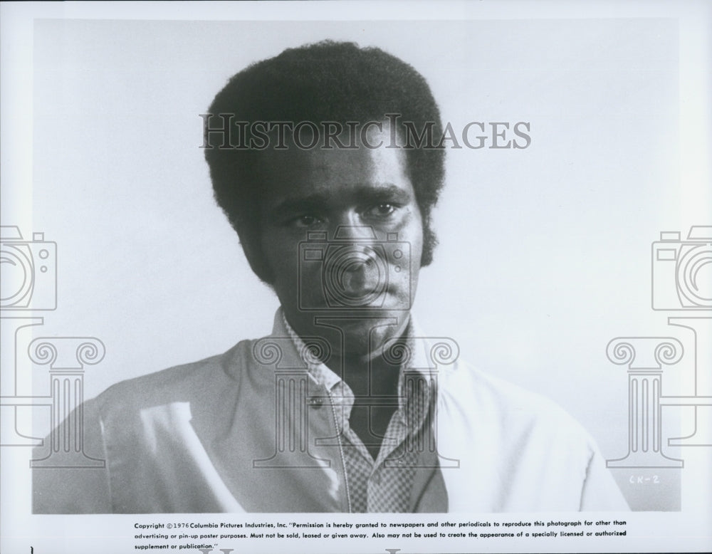 1976 Press Photo African American Actor in 1976 film from Columbia Pictures - Historic Images