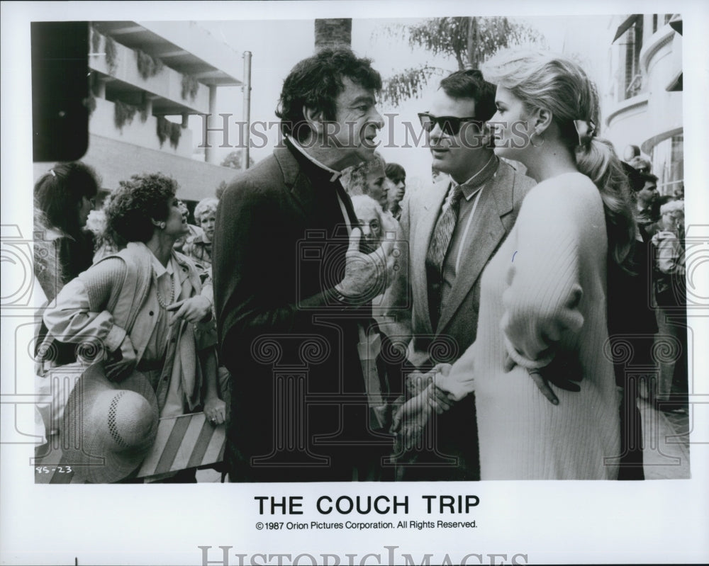 1987 Press Photo Unknown Actors in "The Couch Trip" - Historic Images