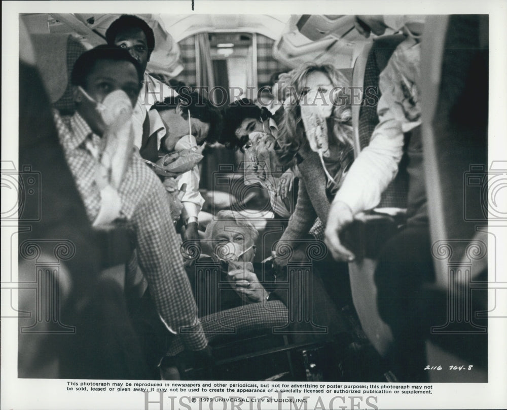 1979 Press Photo Unknown Actors in &quot;The Concorde... Airport &#39;79&quot; - Historic Images