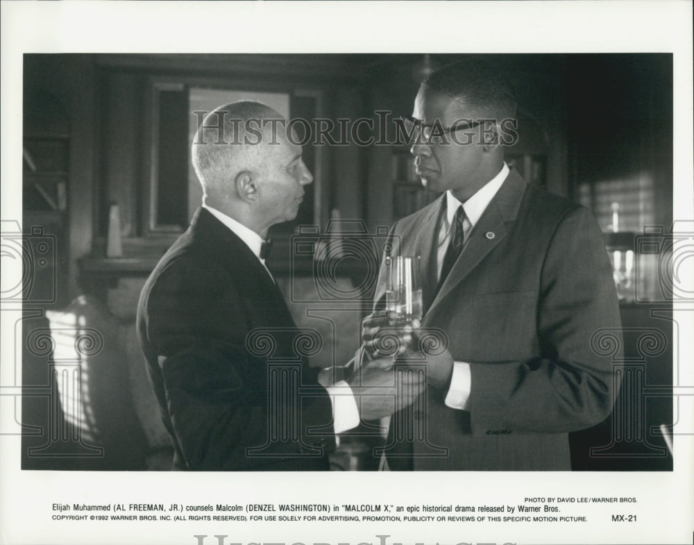 1992 Press Photo Actors Al Freeman,  Jr. And Denzel Washington In "Malcolm X" - Historic Images