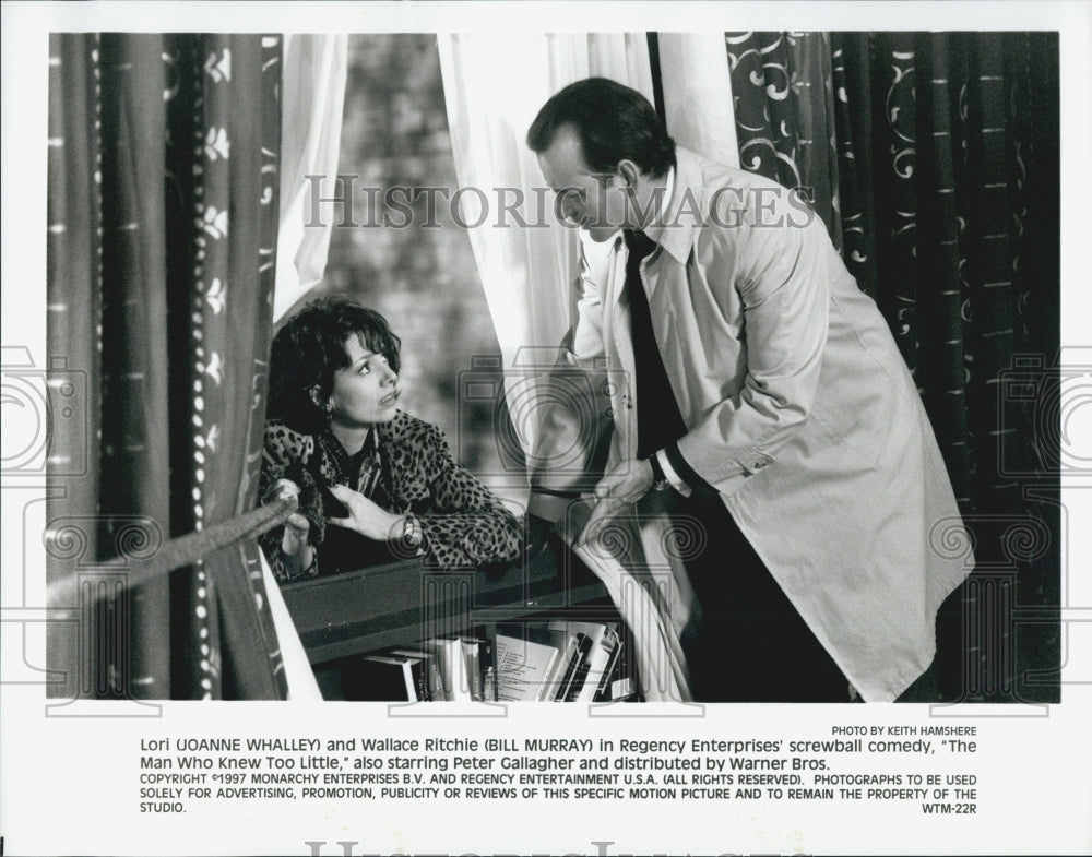 1997 Press Photo Bill Murray, Joanne Whalley &quot;The Man Who Knew Too Little&quot; - Historic Images