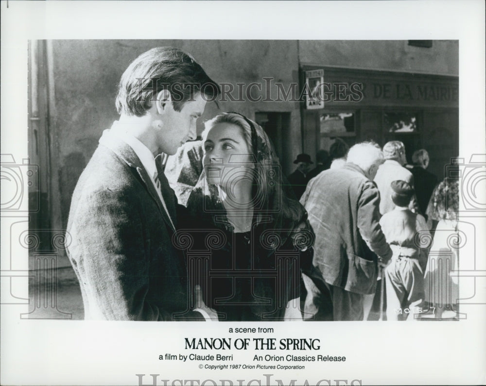 1987 Press Photo &quot;Manon of the Spring&quot; Hippolyte Giradot &amp; Emanuelle Beart - Historic Images