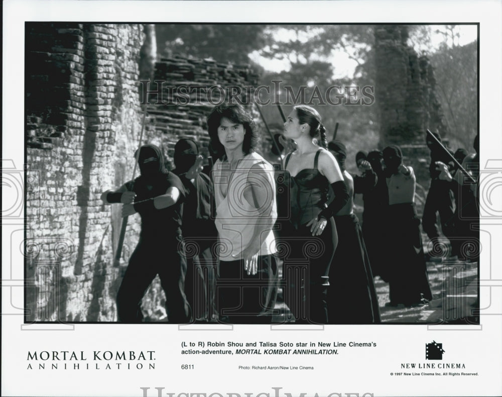 1997 Press Photo Robin Shou and Talisa Soto in "Mortal Kombat Annihilation" - Historic Images