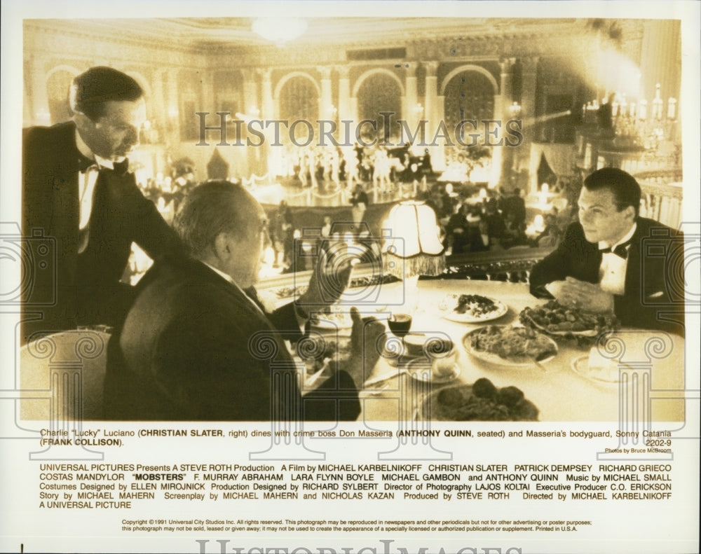1991 Press Photo Christian Slater Anthony Quinn and Frank Collison in "Mobsters" - Historic Images
