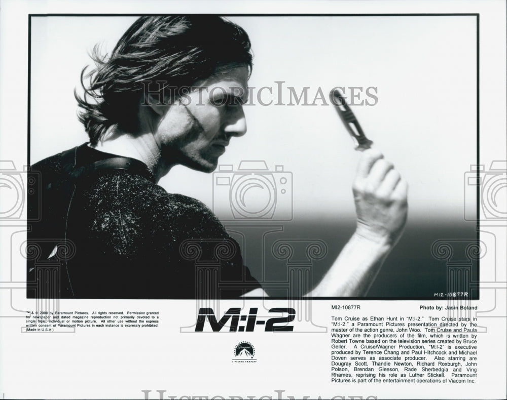 2000 Press Photo Tom Cruise as Ethan Hunt in "M:i-2" - Historic Images