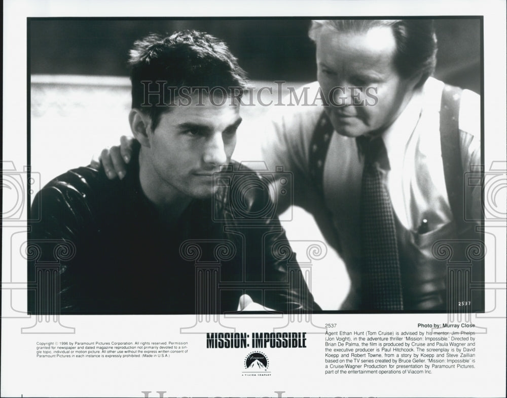 1996 Press Photo Tom Cruise as Ethan Hunt, John Voight in &quot;Mission: Impossible&quot; - Historic Images