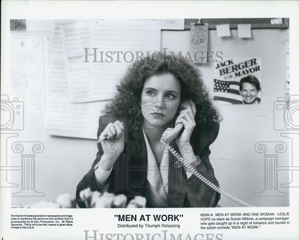 1990 Press Photo Leslie Hope in "Men At Work" - Historic Images