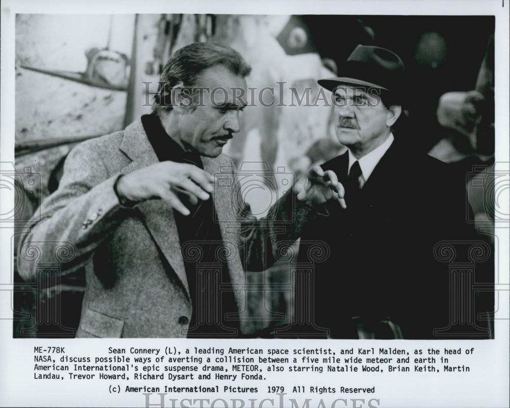 1979 Press Photo Actors Sean Connery and Karl Malden in "Meteor" - Historic Images