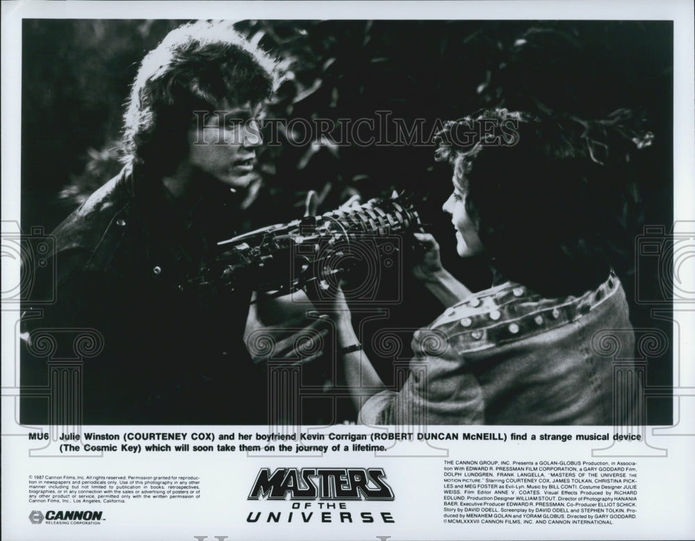 1987 Press Photo Courteney Cox, Robert Duncan McNeill "Masters Of The Universe" - Historic Images