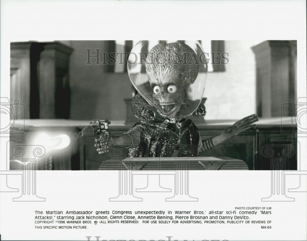1996 Scene From Sci-Fi Comedy "Mars Attacks" Starring Glenn Close-Historic Images