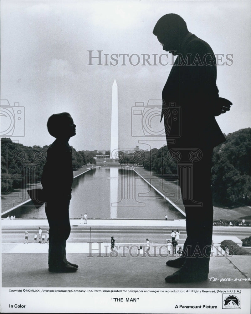 1971 Press Photo James Earl Jones in "The Man" - Historic Images