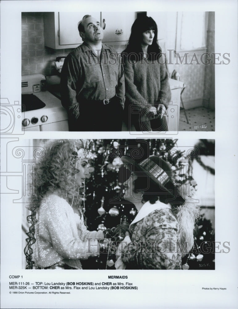 1990 Press Photo Bob Hoskins and Cher Star in "Mermaids - Historic Images