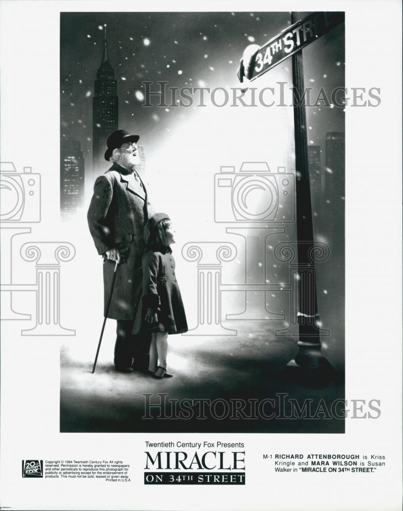1994 Press Photo "Miracle on 34th Street"Richard Attenborough, Mara Wilson - Historic Images