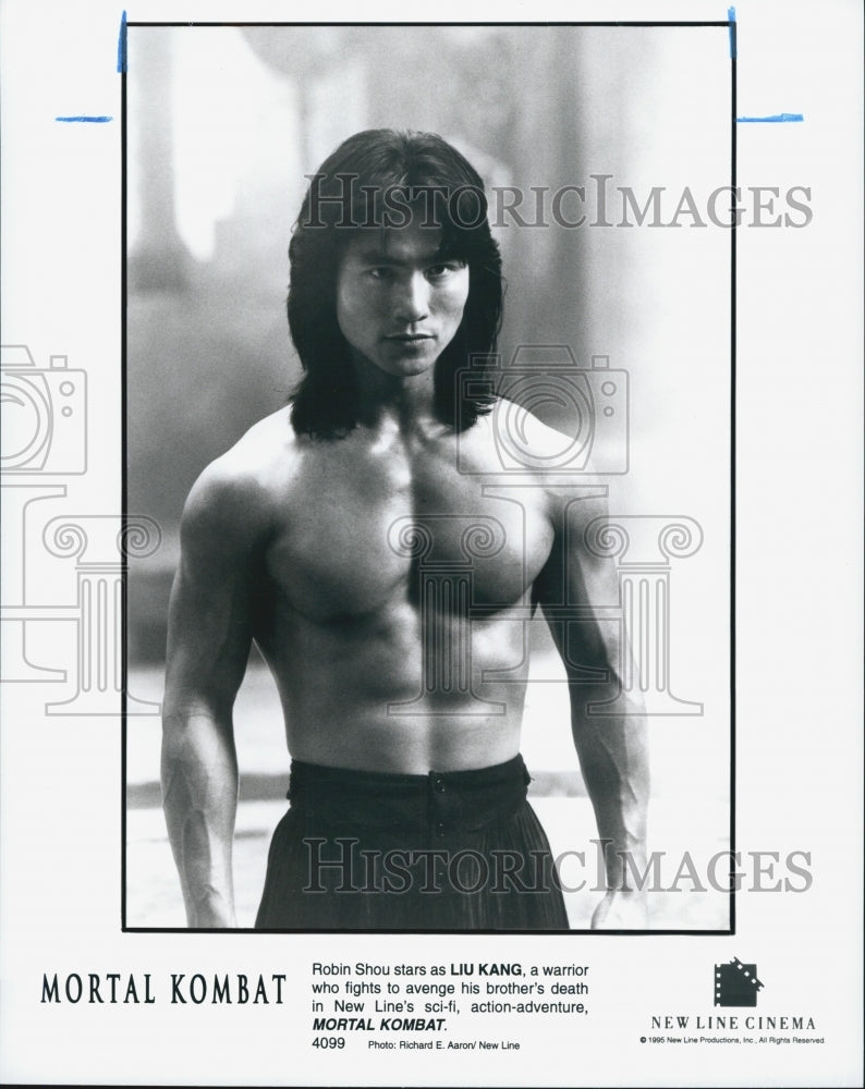 1995 Press Photo Actor Robin Shou as Liu Kang in "Mortal Kombat" Film - Historic Images