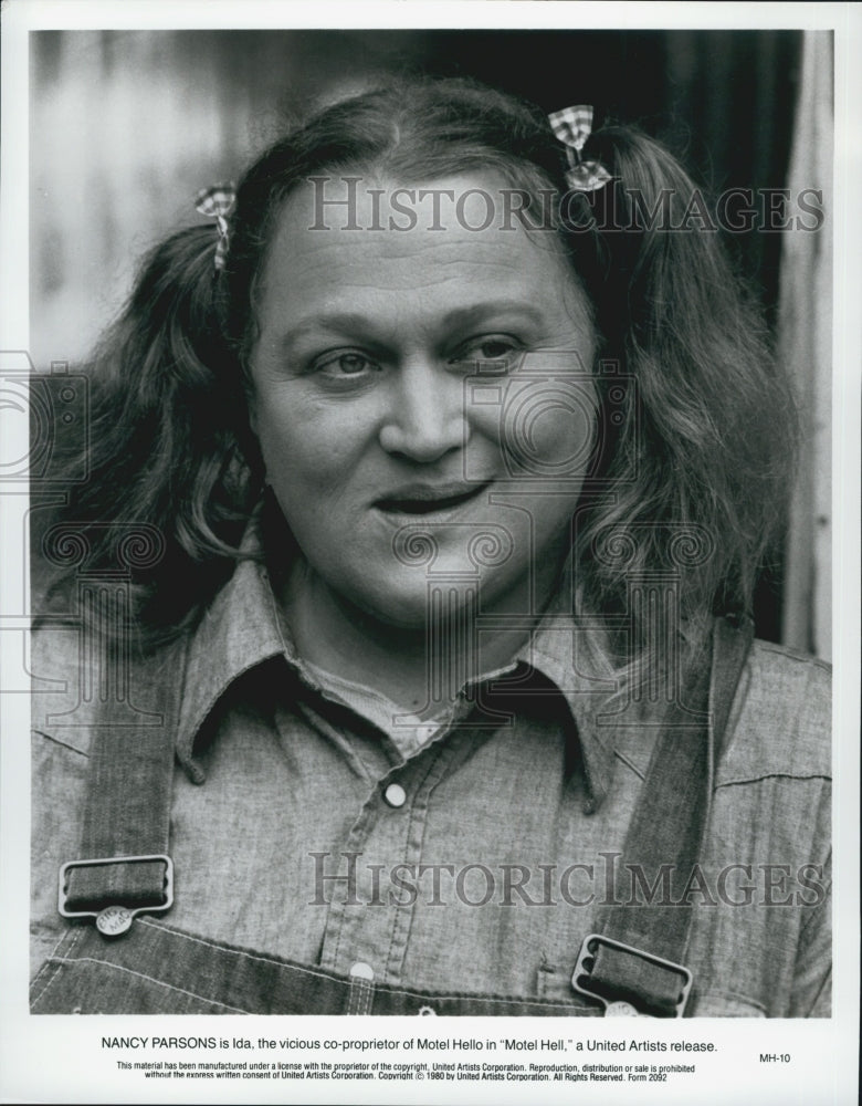 1980 Press Photo Nancy Parsons in "Motel Hell" - Historic Images