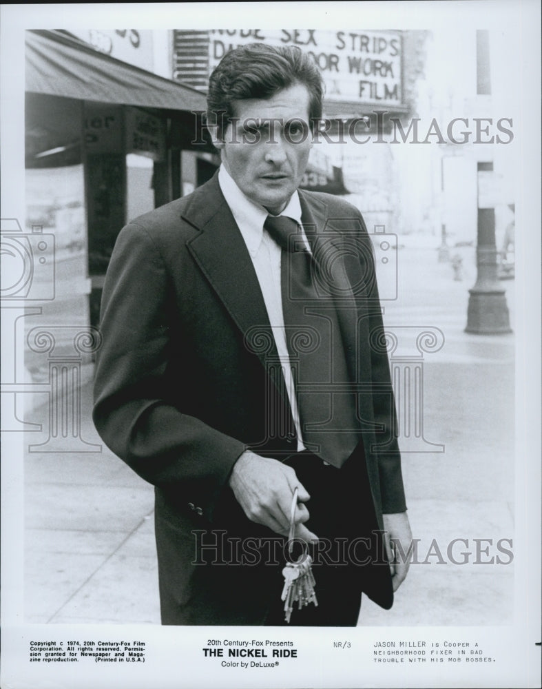 1974 Press Photo Jason Miller &quot;The Nickel Ride&quot; - Historic Images