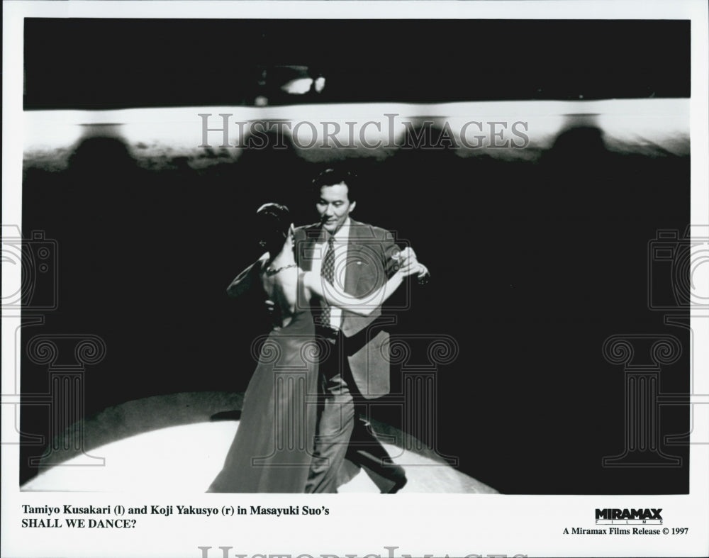 1997 Press Photo Tamiyo Kusakari and Koji Yakusyo in "Shall We Dance?" - Historic Images