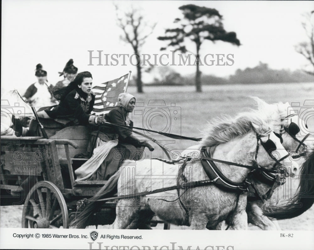 1985 Press Photo Actors in Scene from Film &quot;Revolution&quot; - Historic Images