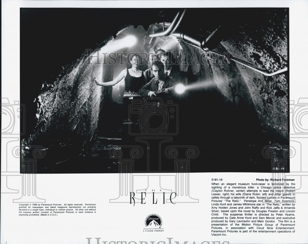 1996 Press Photo Scene From Movie "The Relic" - Historic Images