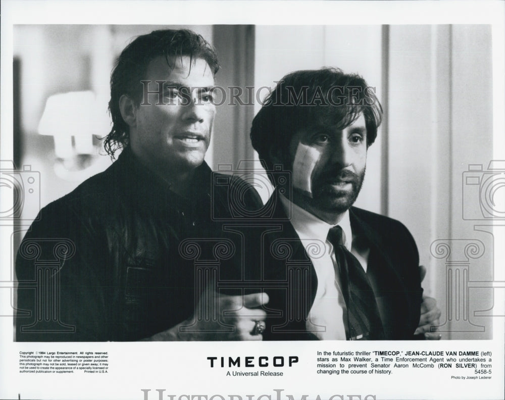 1994 Press Photo Actors Jean-Claude Damme And Ron Silver In Film "Timecop" - Historic Images