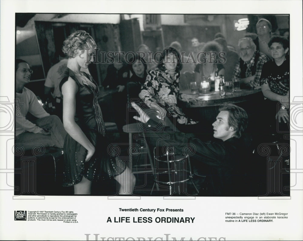 1997 Press Photo Actress Cameron Diaz, Ewan McGregor in "A Life Less Ordinary" - Historic Images