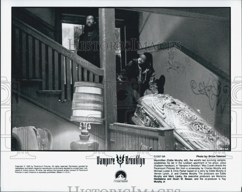 1995 Press Photo "Vampire in Brooklyn" Eddie Murphy & Kadeem Hardison - Historic Images