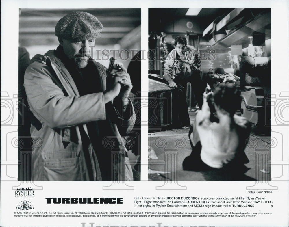 1996 Press Photo &quot;Turbulence&quot; Hector Elizando , Lauren Holly, Ray Liotta - Historic Images