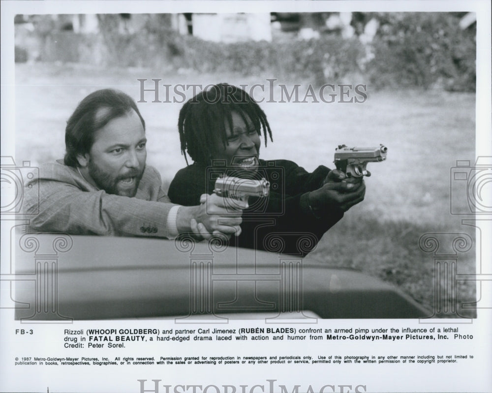 1987 Press Photo &quot;Fatal Beauty&quot; Whoopi Goldberg, Ruben Blades - Historic Images