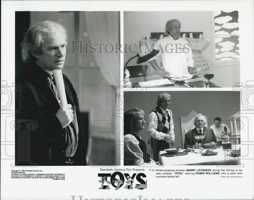 1992 Press Photo Actors Barry Levinson And Robin Willliams In Film "Toys" - Historic Images