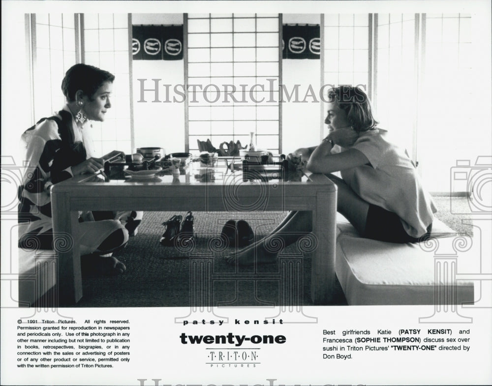 1991 Press Photo  &quot;Twenty One&quot; Patsy Kensit  &amp; Sophie Thompson - Historic Images