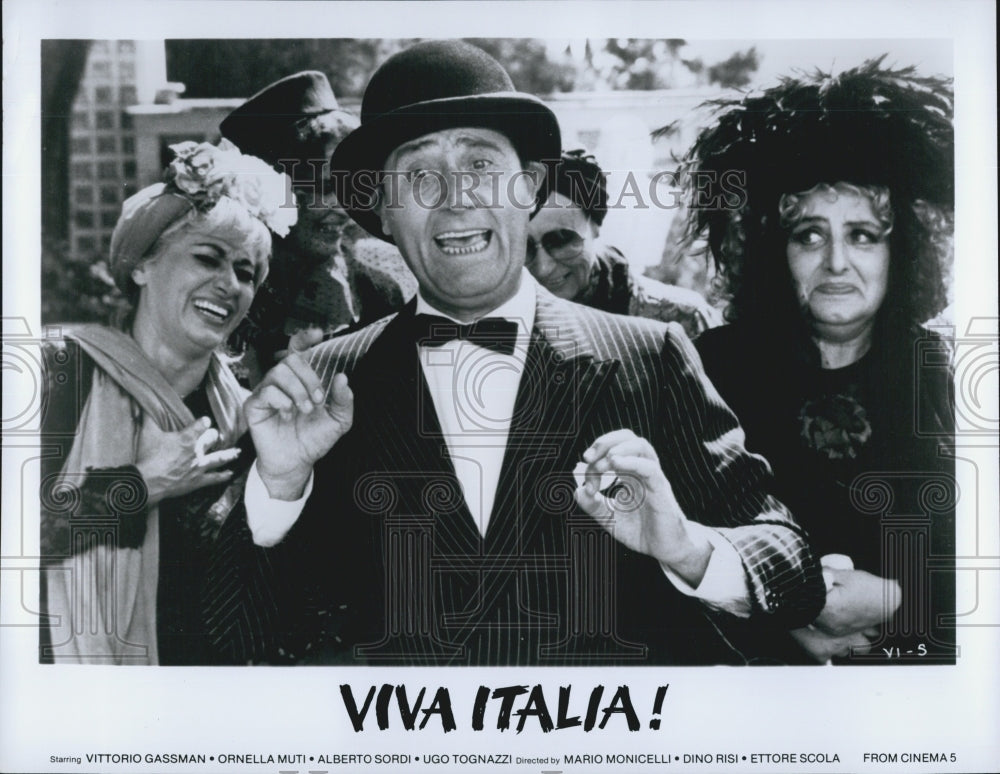 Press Photo actor Vittorio Gassman in "Viva Italia!" - Historic Images