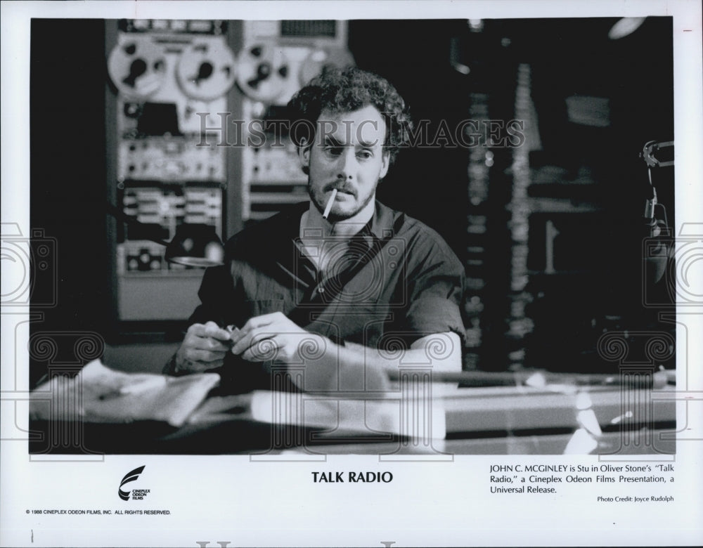 1988 Press Photo John C, McGinley "Talk Radio" - Historic Images