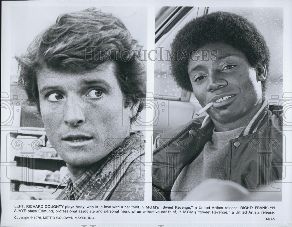 1976 Press Photo Actor Richard Doughty, Franklyn Ajaye in "Sweet Revenge" - Historic Images