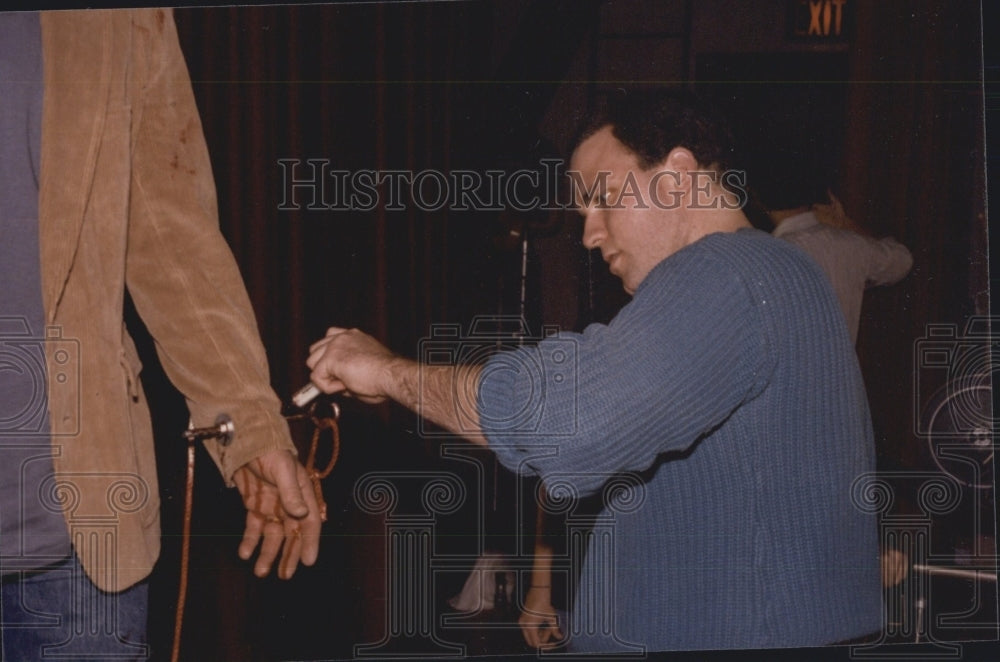 Press Photo Robert Dole Actor Schulze Director Makeup Film - Historic Images