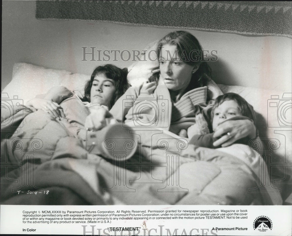 1983 Press Photo "Testament" Jane Alexander,Roxana Zal & Lukas Haas - Historic Images