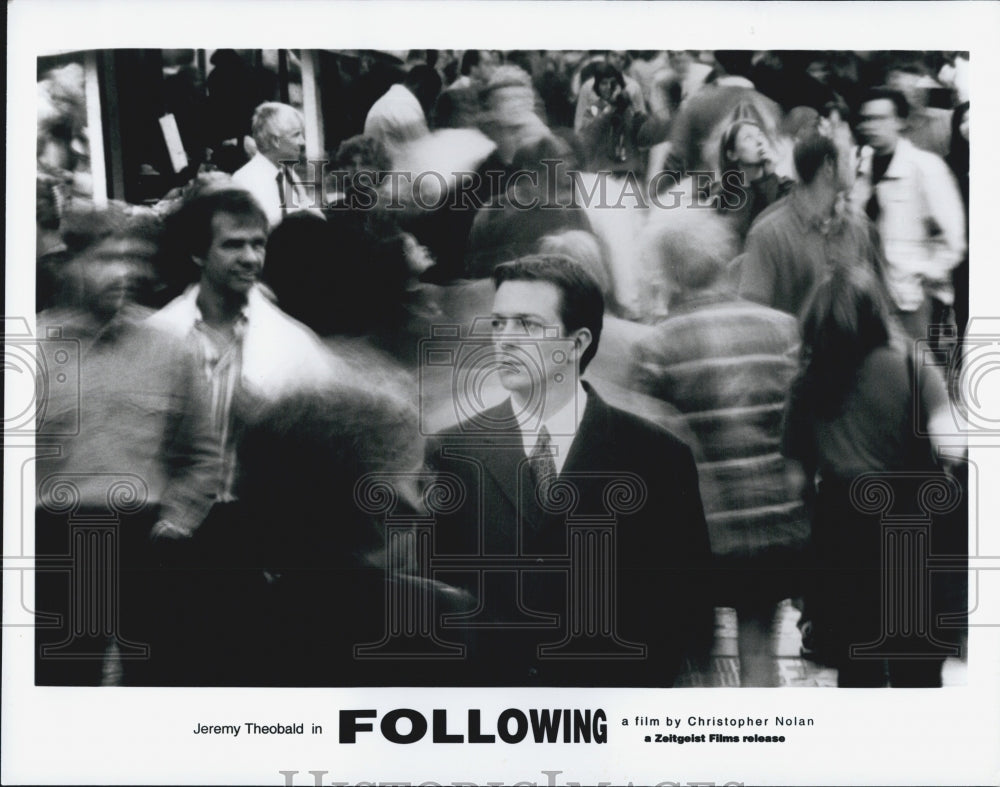 1998 Press Photo "Following"  starring Jeremy Theobald - Historic Images