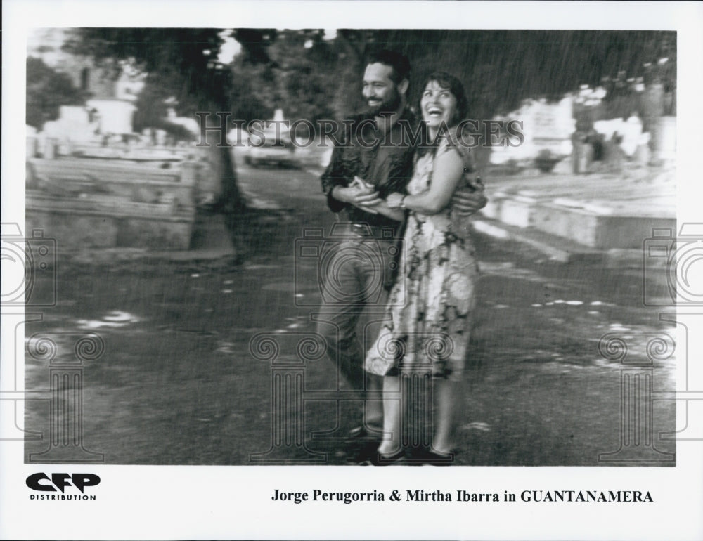 1995 Press Photo  &quot;Guantanamera&quot; Mirtha Ibarra,Jorge Perugorria - Historic Images