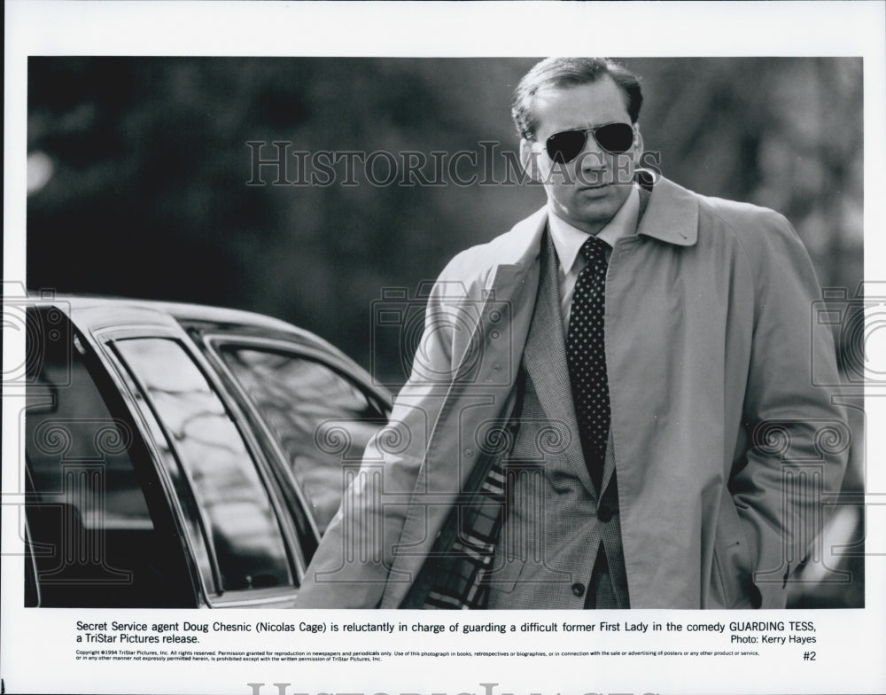 1994 Press Photo Actor Nicholas Cage Starring In Film "Guarding Tess" - Historic Images
