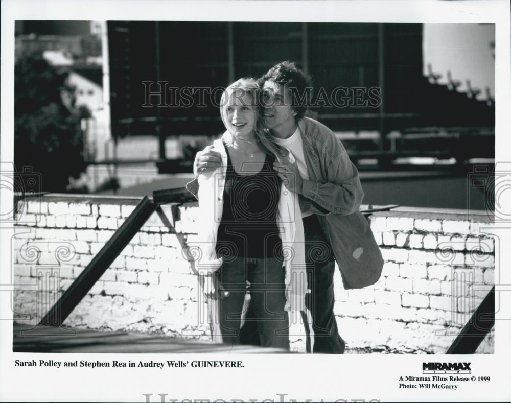 1999 Press Photo Sarah Polley and Stephen Rea in &quot;Guinevere&quot; - Historic Images