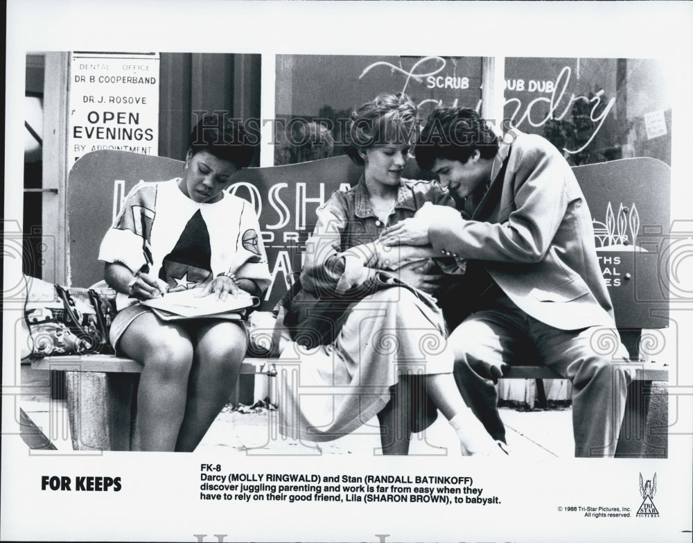 1988 Press Photo "For Keeps" Molly Ringwald & Randall Batinkoff,Sharon Brown - Historic Images