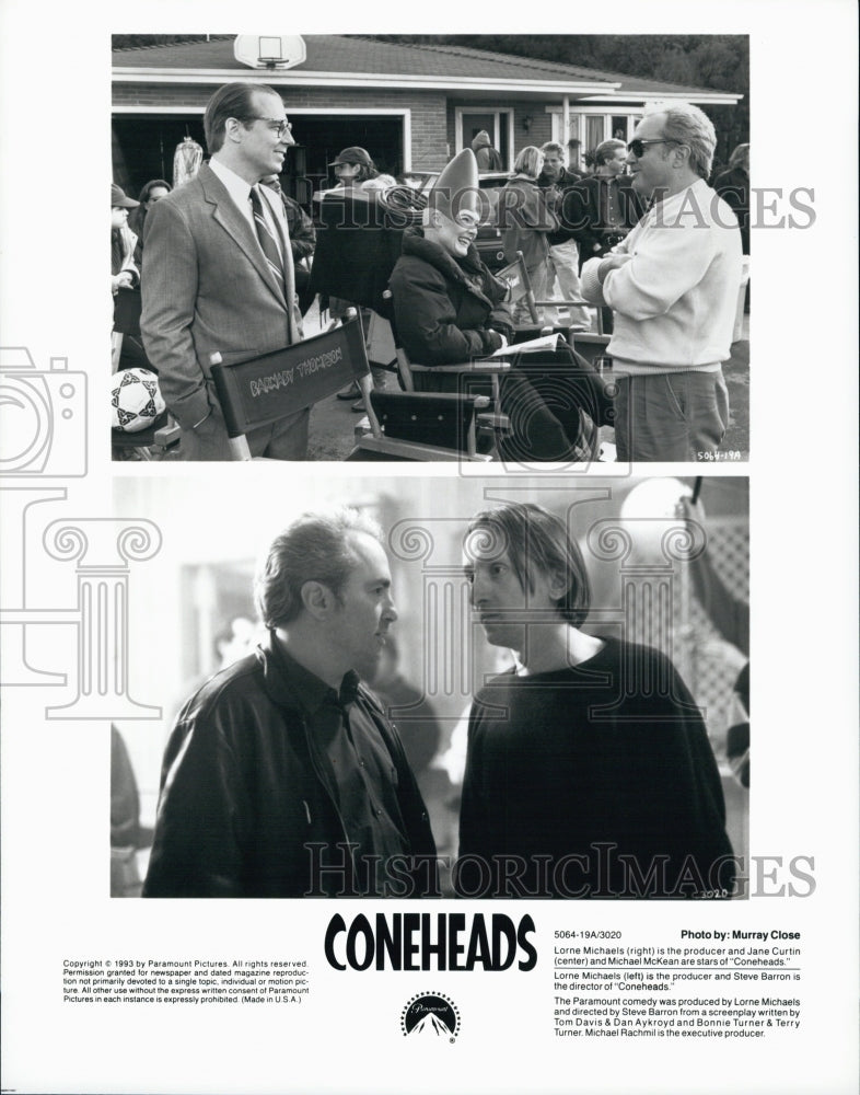 1993 Press Photo Lorne Michaels, Michael McKean "Coneheads" - DFPG54623 - Historic Images