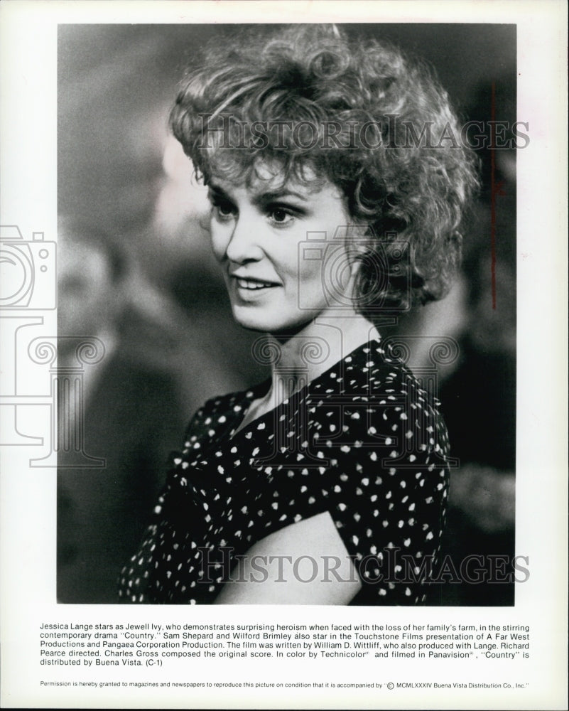 1984 Press Photo Jessica Lange in &quot;Country&quot; - Historic Images