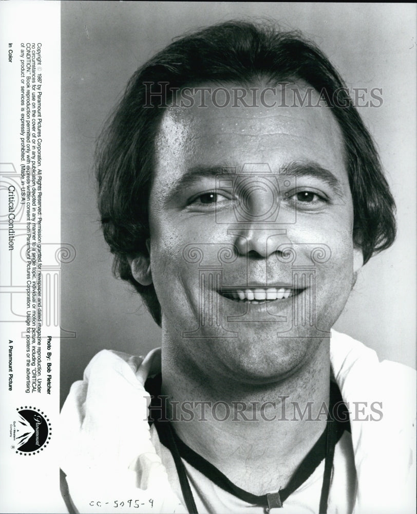 1987 Press Photo Ruben Blades in &quot;Critical Condition&quot; - Historic Images