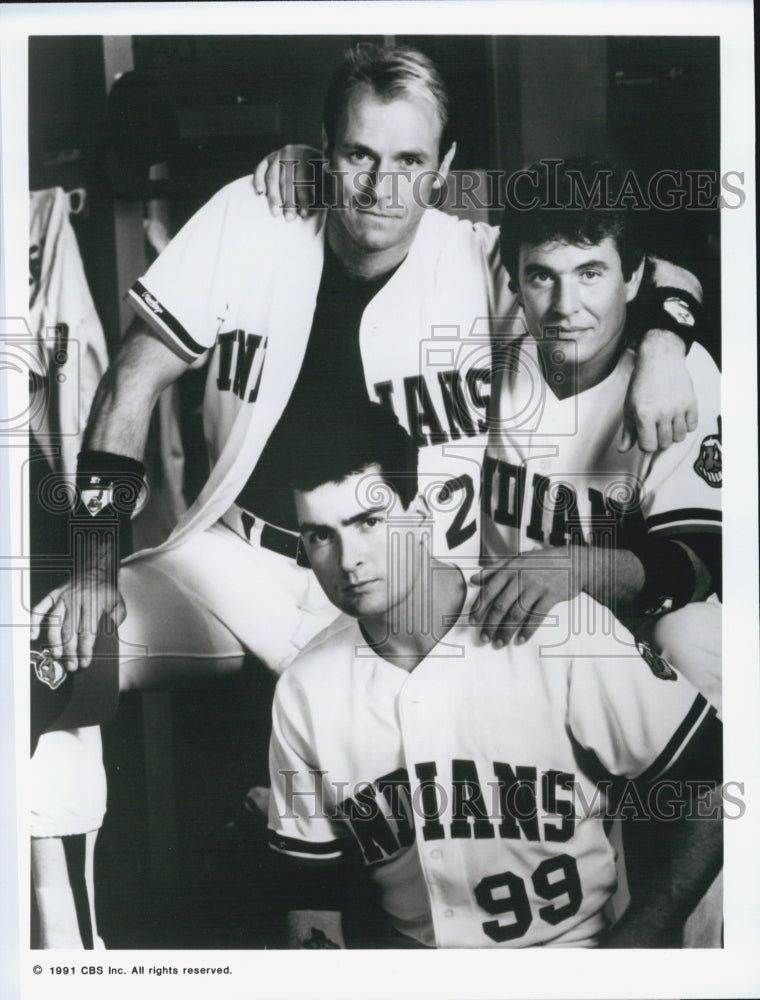 1991 Press Photo Corbin Bernsen Tom Berenger and Charlie Sheen in "Major League" - Historic Images