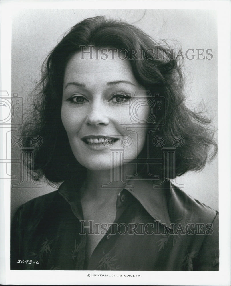 1977 Press Photo Actress Marj Dusay Starring In Biographical Film "MacArthur - Historic Images