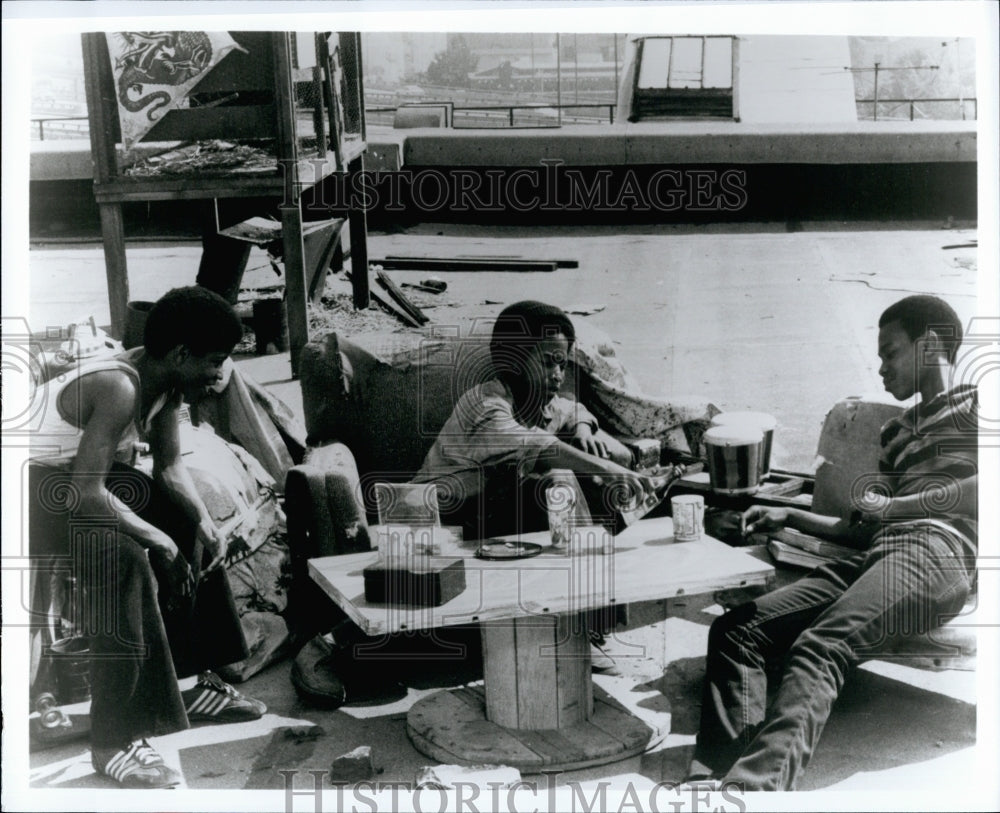 1978 Press Photo Scene from "A Hero Ain't Nothing But a Sandwich" Film - Historic Images