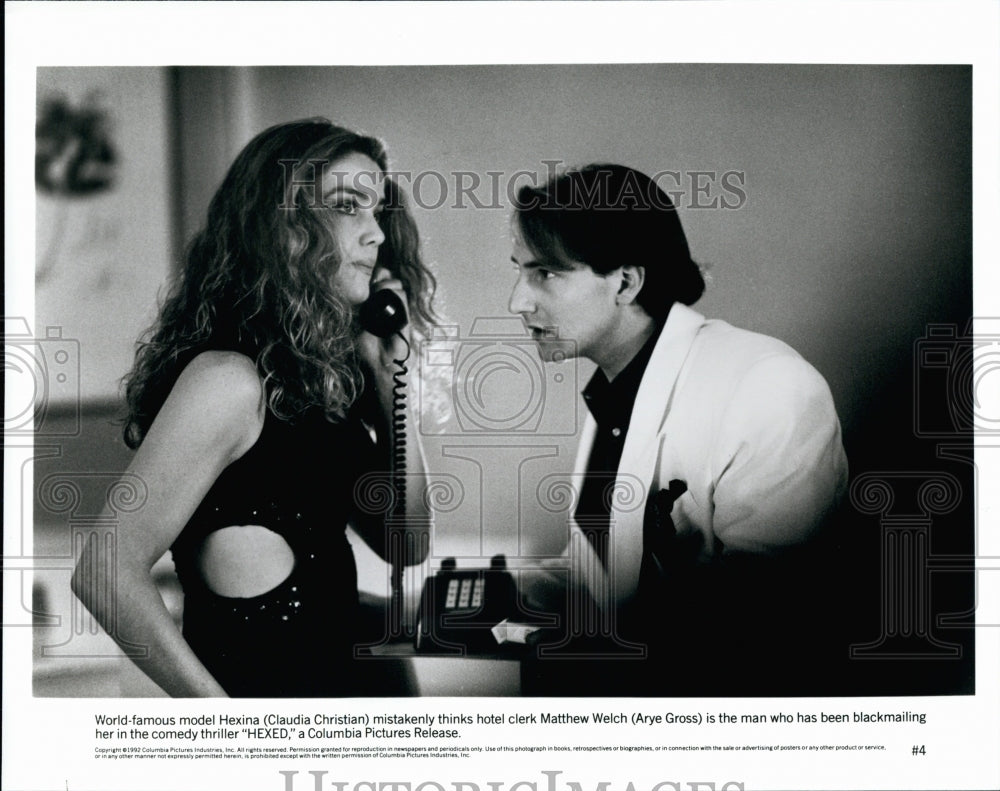 1992 Press Photo Actress Claudia Christian, Arye Gross in "Hexed" Film - Historic Images