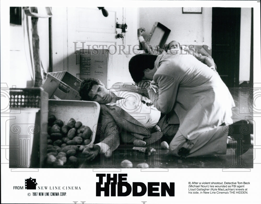 1987 Press Photo Michael Nouri and Kyle MacLachlan in a scene from The Hidden - Historic Images