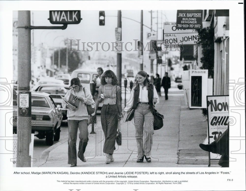 1979 Press Photo Actresses Marilyn Kagan Kandice Stroh Jodie Foster in Foxes - Historic Images