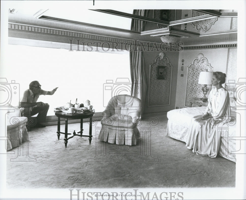 1978 Press Photo Actor Anthony Quinn Set Of Movie "The Greek Tycoon" - Historic Images